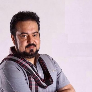 مهرداد یکتا دیوار به دیوار